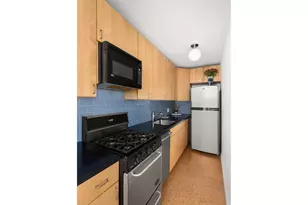 139 E 33rd St, New York City, NY 10016 - Photo 2