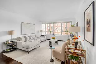 200 E 66th St, New York City, NY 10065 - Photo 4