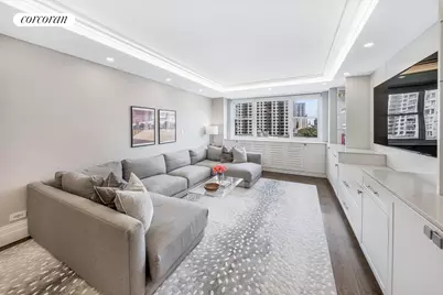 315 E 72nd Street #9H, New York City, NY 10021 - Photo 2