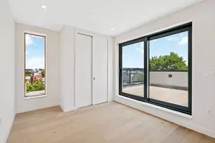 232 Eckford St, New York City, NY 11222 - Photo 10