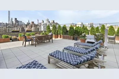 136 E 76th Street #3D, New York City, NY 10021 - Photo 8