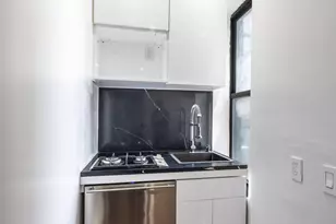 96 Perry St, New York City, NY 10014 - Photo 2