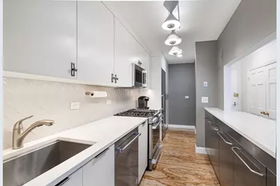 136 E 56th Street #4J, New York City, NY 10022 - Photo 2
