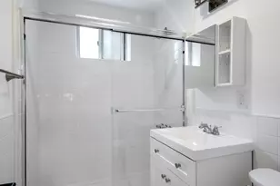 165 W 95th St, New York City, NY 10025 - Photo 6