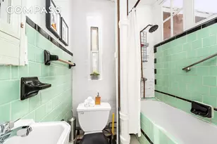 626 E 14th St, New York City, NY 10009 - Photo 10