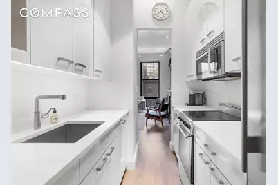 23 E 10th Street #414, New York City, NY 10003 - Photo 2