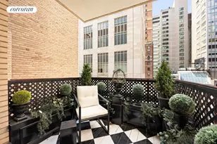 40 E 61st St, New York City, NY 10065 - Photo 12