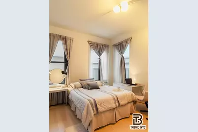 300 E 104th Street #2B, New York City, NY 10029 - Photo 2