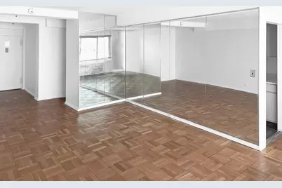 225 E 46th Street #9-B, New York City, NY 10017 - Photo 2