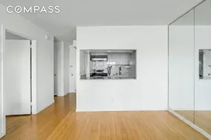 25-40 Shore Blvd, New York City, NY 11102 - Photo 10