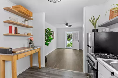 32 Tier Street, New York City, NY 10464 - Photo 12