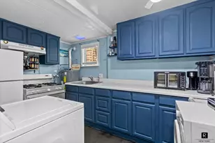 32 Tier St, New York City, NY 10464 - Photo 20