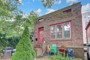 392 E 7th St, New York City, NY 11218 - Photo 1