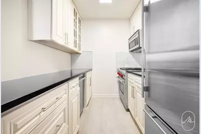 330 E 38th Street #23Q, New York City, NY 10016 - Photo 8