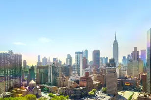 330 E 38th St, New York City, NY 10016 - Photo 4