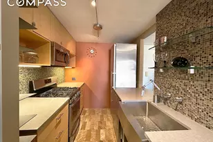 215 W 95th St, New York City, NY 10025 - Photo 4