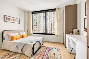 45-30 Pearson St, New York City, NY 11101 - Photo 2