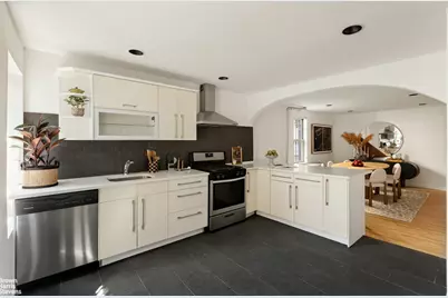 113 Schaefer Street, New York City, NY 11207 - Photo 4