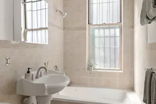 113 Schaefer St, New York City, NY 11207 - Photo 8