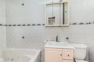 637 Saratoga Ave, New York City, NY 11212 - Photo 16