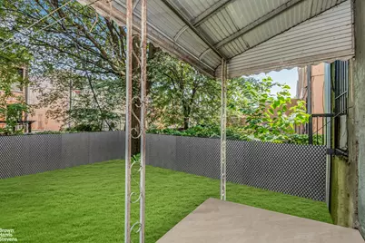 637 Saratoga Avenue, New York City, NY 11212 - Photo 16