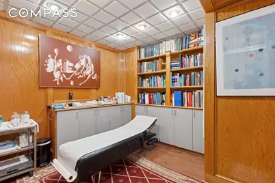 25 Central Park W #1F, New York City, NY 10023 - Photo 4