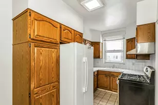 32-50 77th St, New York City, NY 11370 - Photo 8