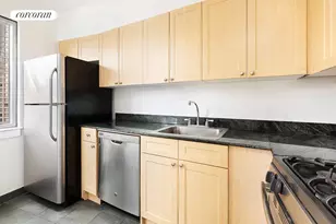 308 E 38th St, New York City, NY 10016 - Photo 6