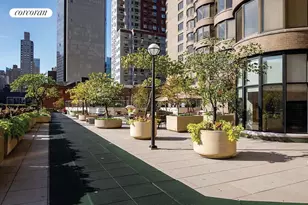 330 E 38th St, New York City, NY 10016 - Photo 20