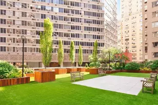 400 E 54th St, New York City, NY 10022 - Photo 18