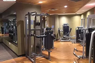 330 E 38th St, New York City, NY 10016 - Photo 24