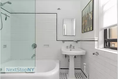 333 E 53rd Street #7C, New York City, NY 10022 - Photo 6