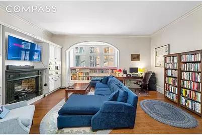 1 W 67th Street #2M, New York City, NY 10023 - Photo 1