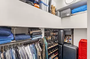 135 W 70th St, New York City, NY 10023 - Photo 8