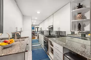 135 W 70th St, New York City, NY 10023 - Photo 6