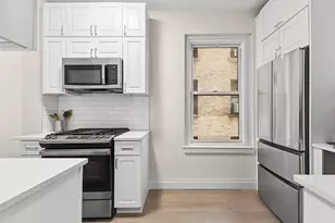 172 E 4th St, New York City, NY 10009 - Photo 4