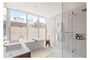 215 W 28th St, New York, NY 10001 - Photo 6