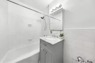 136 E 56th St, New York City, NY 10022 - Photo 8