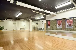 811 Walton Ave, New York City, NY 10451 - Photo 28