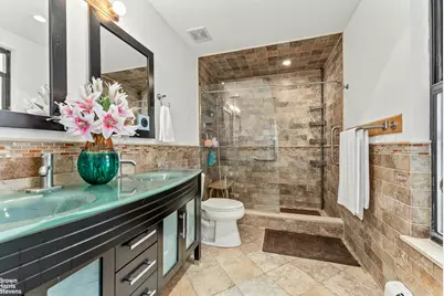 131 E 38th Street, New York City, NY 10016 - Photo 30