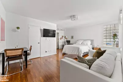 54 E 8th Street #4L, New York City, NY 10003 - Photo 2