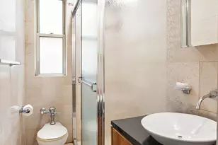 310 W 72nd St, New York City, NY 10023 - Photo 14