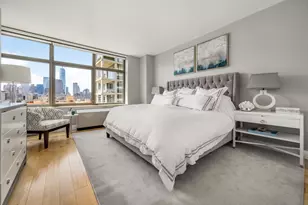 1 Morton Square, New York, NY 10014 - Photo 4