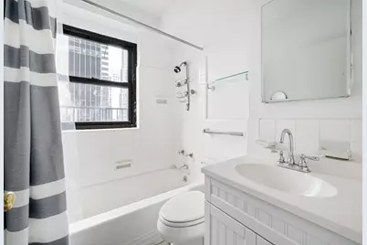 135 E 54th Street #16E, New York City, NY 10022 - Photo 4
