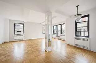 135 E 54th St, New York City, NY 10022 - Photo 8