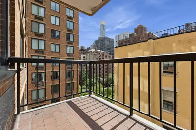 300 E 54th Street #6C, New York City, NY 10022 - Photo 14
