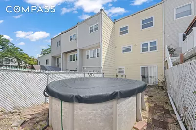 12 Yucca Drive, New York City, NY 10312 - Photo 20