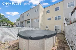 12 Yucca Dr, New York City, NY 10312 - Photo 20