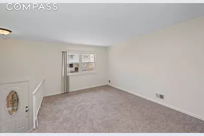 12 Yucca Drive, New York City, NY 10312 - Photo 4