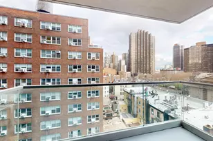 237 E 34th St, New York City, NY 10016 - Photo 2